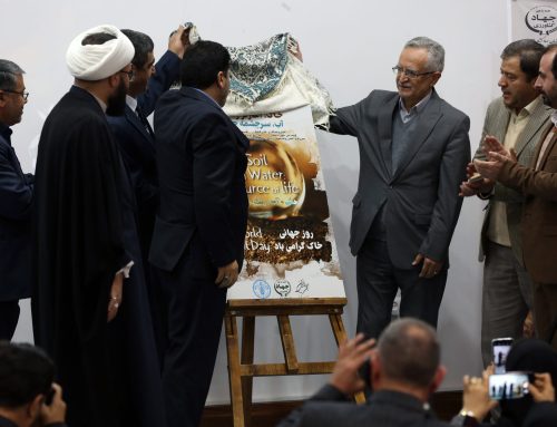 رونمایی از اثر تصویری “خاک، آغازگر زندگی؛ آب، سرچشمه حیات” در دانشگاه تبریز